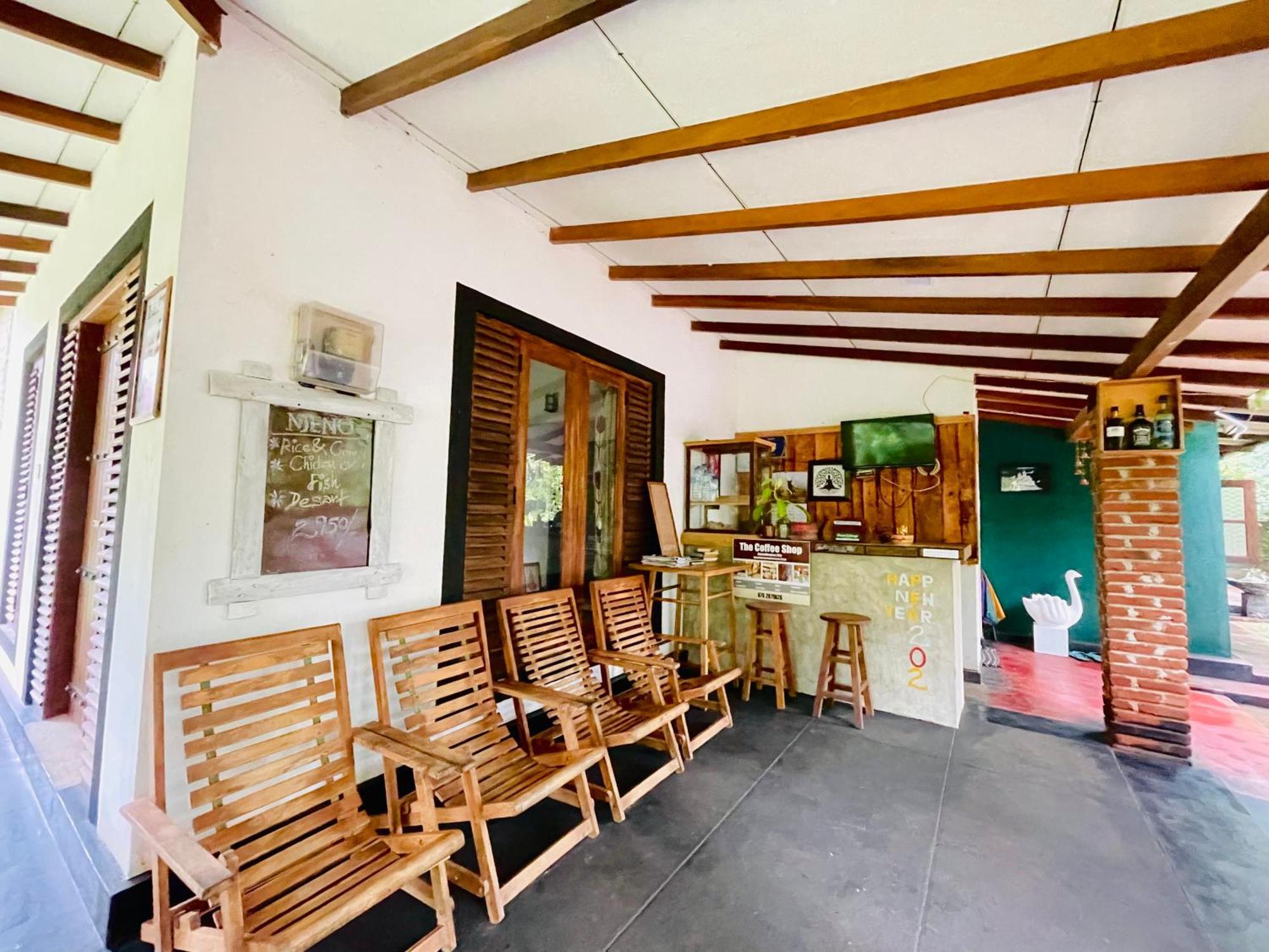 Green Cottage Anuradhapura Exterior photo